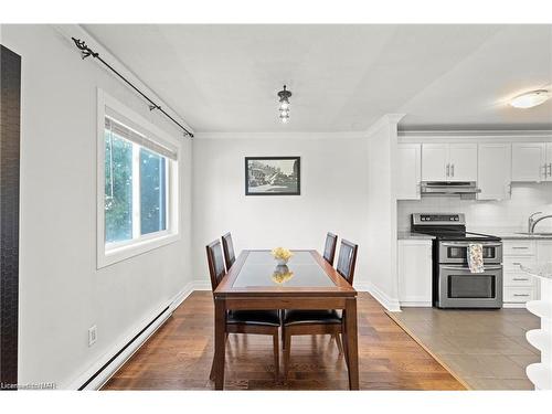 142-1058 Falgarwood Drive, Oakville, ON - Indoor