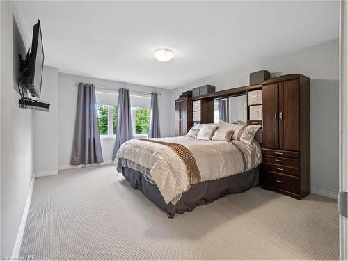 45-340 Prospect Point Road N, Ridgeway, ON - Indoor Photo Showing Bedroom