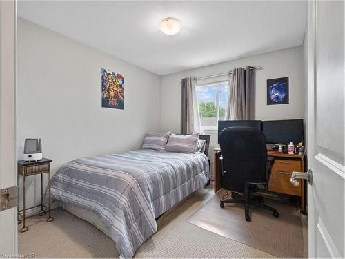 45-340 Prospect Point Road N, Ridgeway, ON - Indoor Photo Showing Bedroom