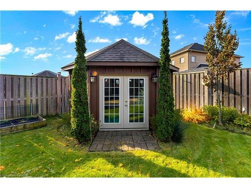 5803 Fiddlehead Lane, Niagara Falls, ON - Outdoor