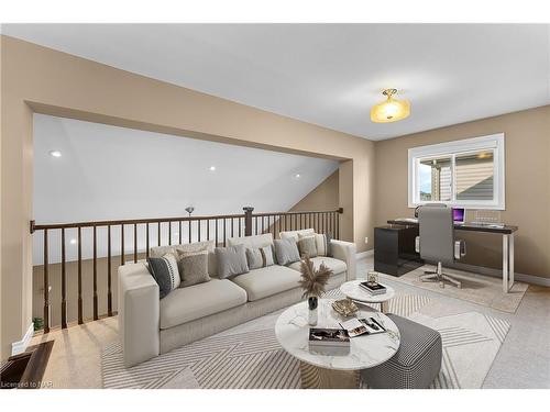 5803 Fiddlehead Lane, Niagara Falls, ON - Indoor Photo Showing Living Room