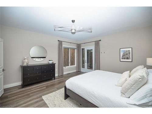 880 Metler Rd Road, Fenwick, ON - Indoor Photo Showing Bedroom