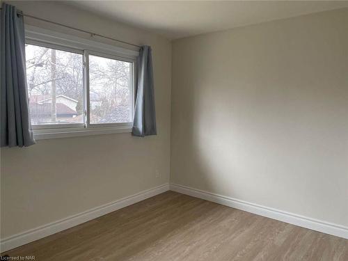 Upper-5 Clearview Heights, St. Catharines, ON - Indoor Photo Showing Other Room