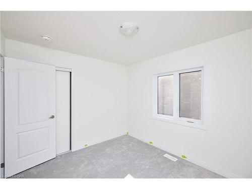 219 Port Crescent, Welland, ON - Indoor Photo Showing Other Room