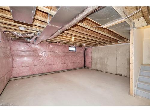 219 Port Crescent, Welland, ON - Indoor Photo Showing Basement