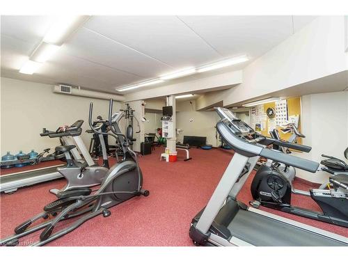 203-4090 John Charles Boulevard, Vineland, ON - Indoor Photo Showing Gym Room