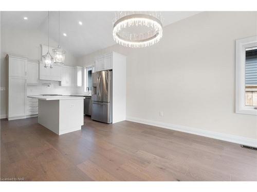 492 Vine Street, St. Catharines, ON - Indoor Photo Showing Kitchen