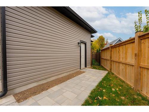 492 Vine Street, St. Catharines, ON - Outdoor With Exterior