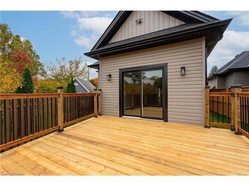 492 Vine Street, St. Catharines, ON - Outdoor With Deck Patio Veranda With Exterior