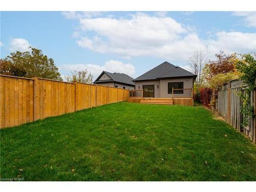 494 Vine Street, St. Catharines, ON - Outdoor With Backyard