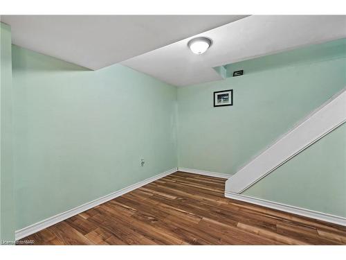 65 Mccrae Drive, Welland, ON - Indoor Photo Showing Other Room