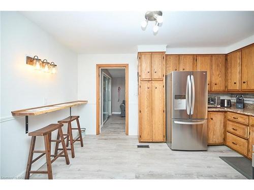 40252 Forks Road, Wainfleet, ON - Indoor Photo Showing Kitchen