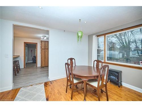 40252 Forks Road, Wainfleet, ON - Indoor Photo Showing Dining Room