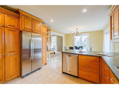 1741 Third Street, St. Catharines, ON - Indoor Photo Showing Kitchen