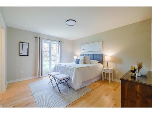 1741 Third Street, St. Catharines, ON - Indoor Photo Showing Bedroom