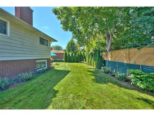 47 Monarch Park Drive, St. Catharines, ON - Outdoor