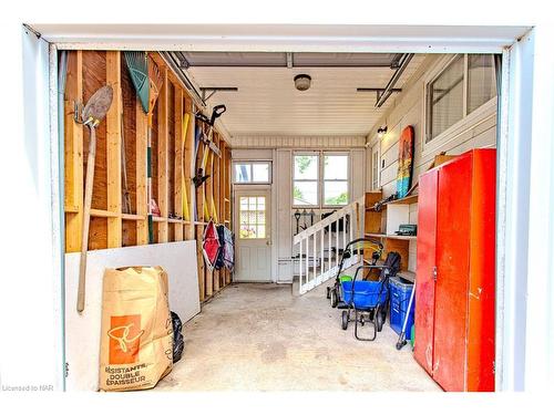 289 Derby Road, Crystal Beach, ON - Indoor Photo Showing Other Room