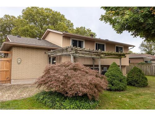 4479 Mitchell Avenue, Niagara Falls, ON - Outdoor