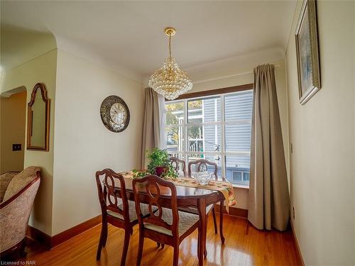 439 Davis Street, Port Colborne, ON - Indoor Photo Showing Dining Room