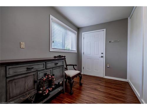 24 Munro Street, Thorold, ON - Indoor Photo Showing Other Room