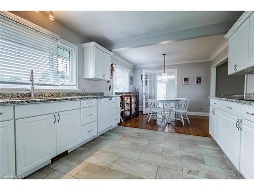 24 Munro Street, Thorold, ON - Indoor Photo Showing Kitchen With Double Sink