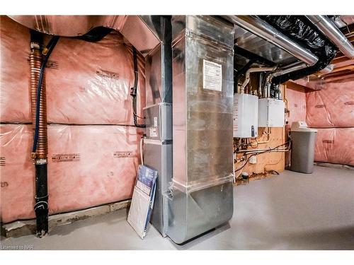 8 Berkshire Drive, St. Catharines, ON - Indoor Photo Showing Basement