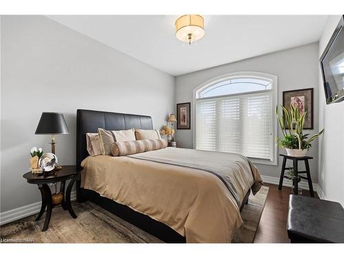 118 Kintyre Trail, Welland, ON - Indoor Photo Showing Bedroom