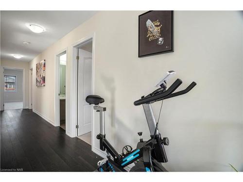 22 Frontier Drive, Thorold, ON - Indoor Photo Showing Gym Room