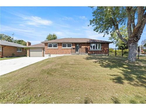 32 Ridgewood Drive, Welland, ON - Outdoor With Facade