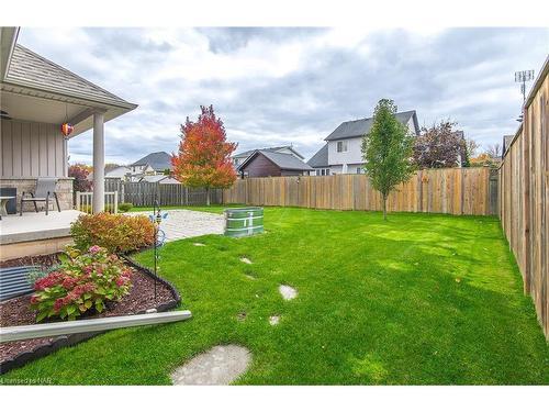 3281 Charleston Drive Drive, Fort Erie, ON - Outdoor With Backyard