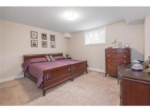 3281 Charleston Drive Drive, Fort Erie, ON - Indoor Photo Showing Bedroom