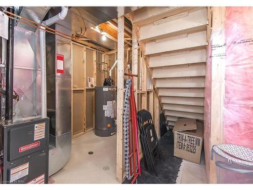 3281 Charleston Drive Drive, Fort Erie, ON - Indoor Photo Showing Basement