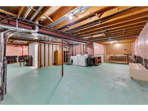 27-7470 Monastery Drive, Niagara Falls, ON - Indoor Photo Showing Basement