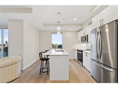 406-118 West Street, Port Colborne, ON - Indoor Photo Showing Kitchen With Upgraded Kitchen