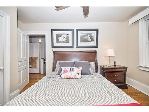 676 Niagara Street, St. Catharines, ON - Indoor Photo Showing Bedroom