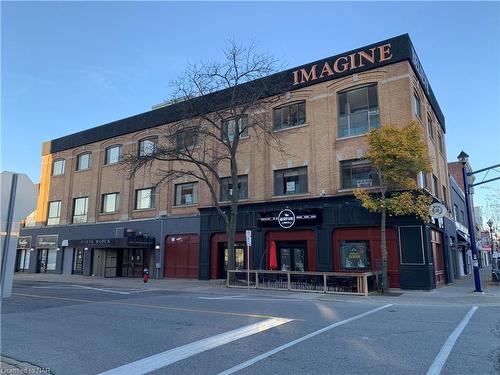 4673-4681 Ontario Avenue, Niagara Falls, ON 