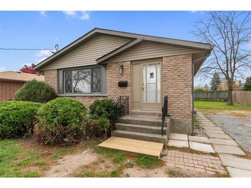 Main-125 Meredith Drive, St. Catharines, ON - Outdoor