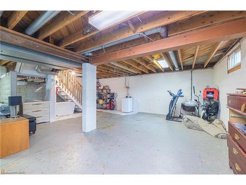 6791 O'Neil Street, Niagara Falls, ON - Indoor Photo Showing Basement