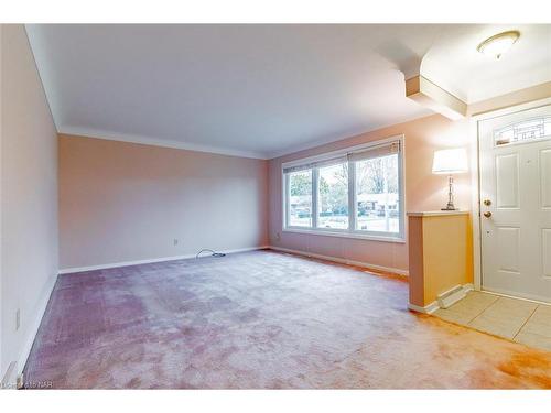 535 Alan Avenue, Welland, ON - Indoor Photo Showing Other Room