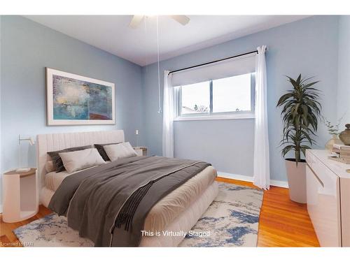 535 Alan Avenue, Welland, ON - Indoor Photo Showing Bedroom