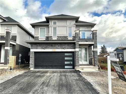 83 Hildred Street, Welland, ON - Outdoor With Facade