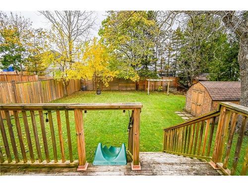 7069 Windsor Crescent, Niagara Falls, ON - Outdoor With Deck Patio Veranda With Backyard