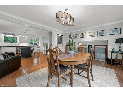 19 Little John Court, Welland, ON - Indoor Photo Showing Dining Room