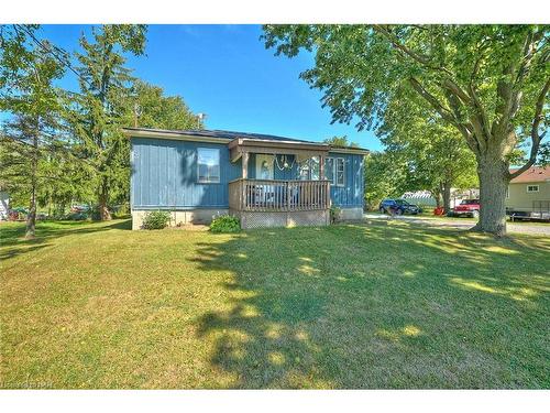 40252 Forks Road, Wainfleet, ON - Outdoor With Deck Patio Veranda