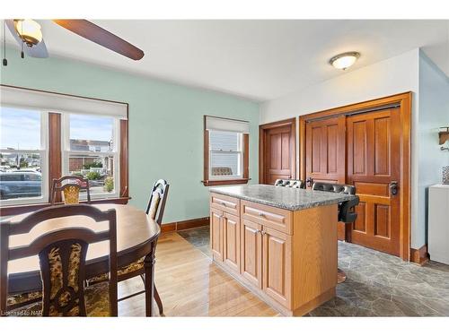 259 Niagara Street, St. Catharines, ON - Indoor Photo Showing Dining Room