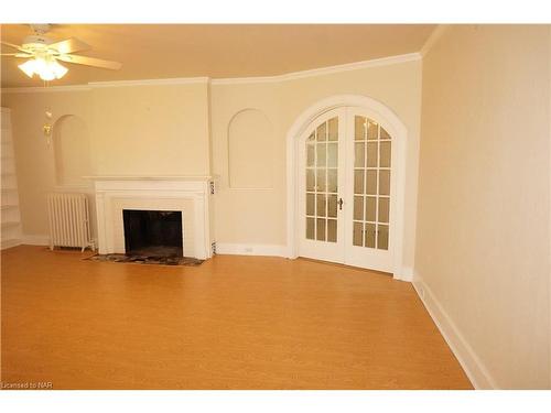 825 Garrison Road, Fort Erie, ON - Indoor With Fireplace