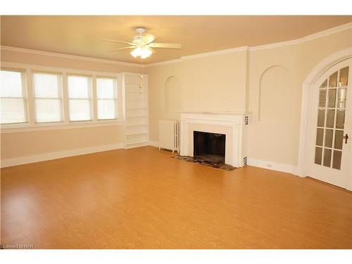 825 Garrison Road, Fort Erie, ON - Indoor Photo Showing Other Room With Fireplace