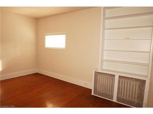 825 Garrison Road, Fort Erie, ON - Indoor Photo Showing Other Room