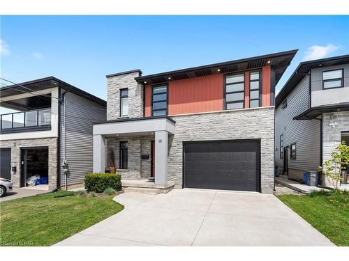 10 Leeson Street, St. Catharines, ON - Outdoor With Facade