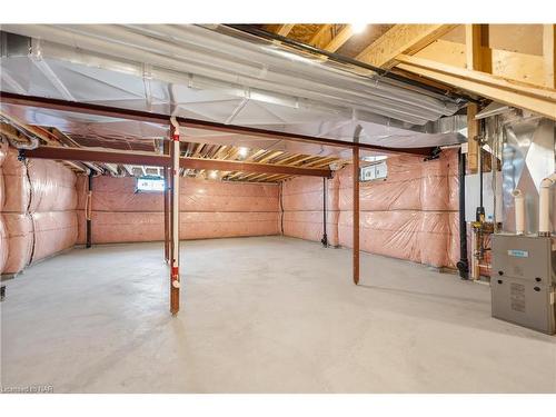 226 Palace Street, Thorold, ON - Indoor Photo Showing Basement